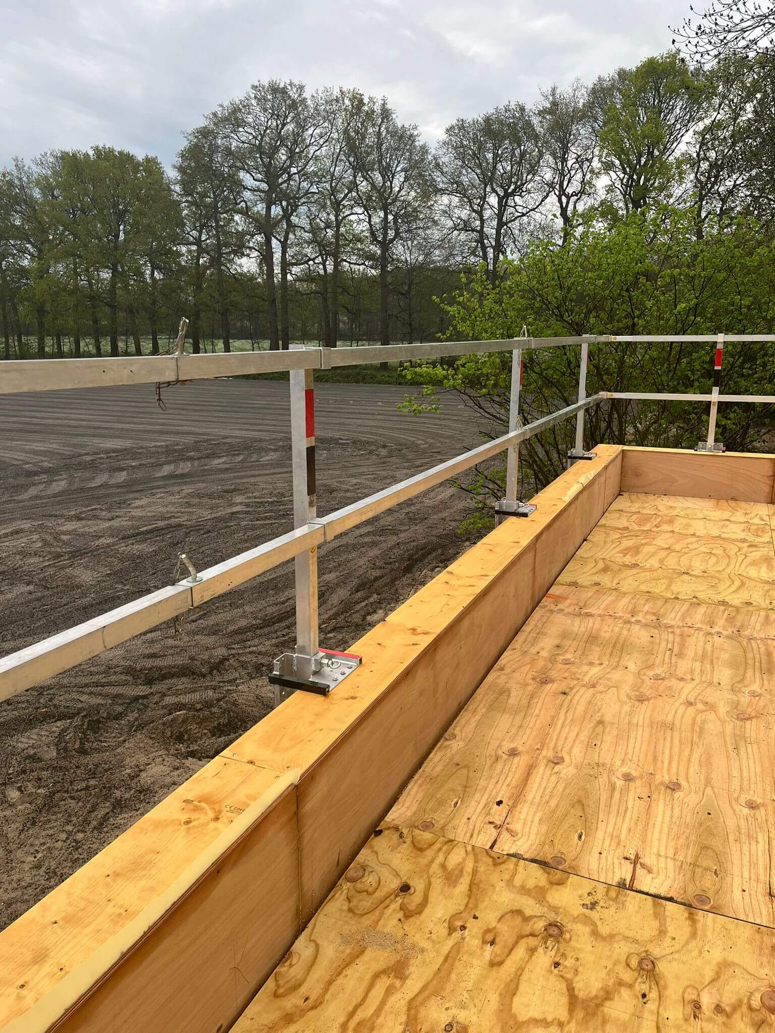 WhatsApp Image 2025-12-03 at 14.21.49 (1)