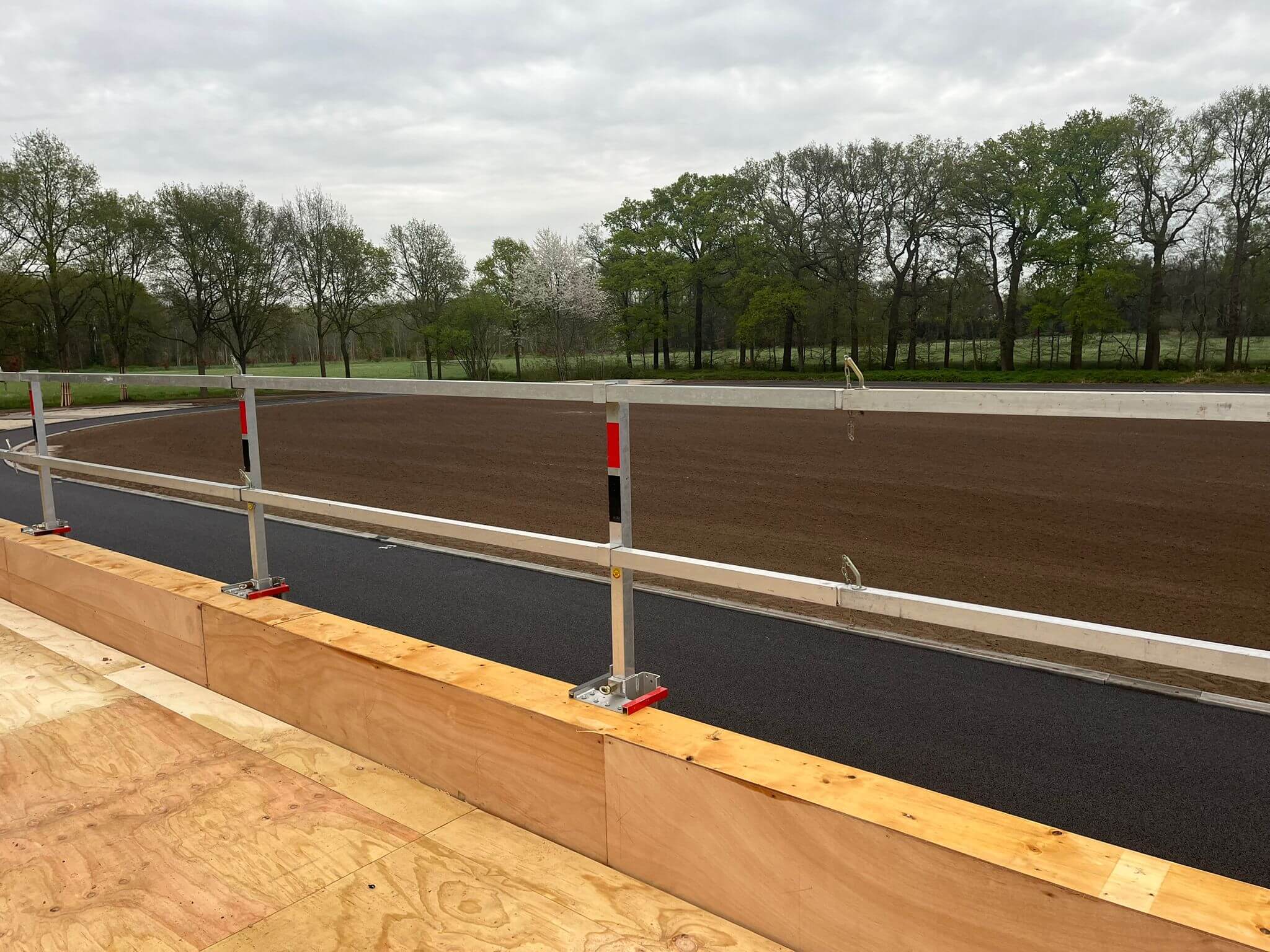 WhatsApp Image 2025-12-03 at 14.21.50 (2)