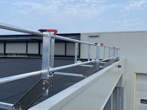 Dakrandbeveiliging Waarom huren vaak slimmer is dan kopen